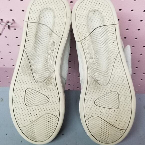 Adidas Tubular Invader Strap

Size 5.5Y - Picture 6 of 8